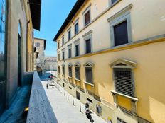Prestigioso appartamento di 210 m² in vendita Via 26 Aprile, Pistoia, Toscana