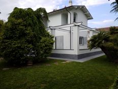 Prestigiosa villa di 390 mq in vendita Via Fratelli Barberi, Forte dei Marmi, Lucca, Toscana