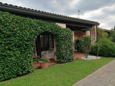 Prestigiosa villa di 250 mq in vendita, Via Verona, Castelletto sopra Ticino, Novara, Piemonte