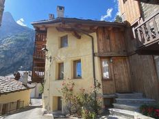 Appartamento di prestigio di 95 m² in vendita Via Trou Des Romains, 7-10, Courmayeur, Aosta, Valle d’Aosta