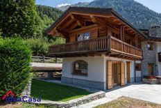 Prestigioso appartamento di 134 m² in vendita Courmayeur, Valle d’Aosta