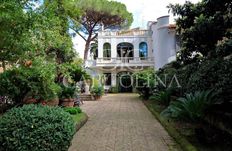 Esclusiva villa in vendita via POERIO - LARGO GIOVANNI BERCHET, Roma, Lazio