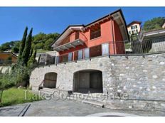 Villa di 297 mq in vendita Menaggio, Italia
