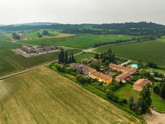 Lussuoso casale in vendita Valeggio sul Mincio, Veneto