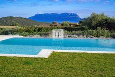 Villa di 261 mq in vendita Olbia, Sardegna