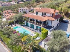 Villa di 450 mq in vendita Via 4 Novembre, Casarza Ligure, Liguria