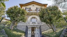 Villa di 320 mq in vendita Lierna, Lombardia