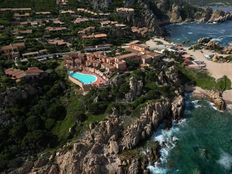 Prestigiosa villa di 160 mq in vendita, Trinità d\'Agultu e Vignola, Sardegna