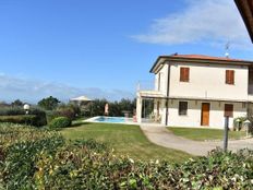 Esclusiva villa di 260 mq in vendita Pietrasanta, Italia