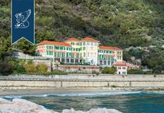 Esclusiva villa di 4280 mq in vendita Finale Ligure, Italia