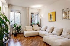 Appartamento di lusso in vendita Via Giovanni Battista Niccolini, Milano, Lombardia