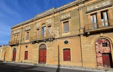 Palazzo in vendita a Squinzano Puglia Provincia di Lecce