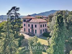 Prestigiosa villa di 500 mq in vendita, Strada Provinciale del Morianese, 2964, Lucca, Toscana