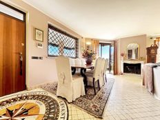 Esclusiva villa di 255 mq in vendita Via per Ghevio 19, Meina, Novara, Piemonte