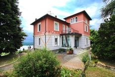 Villa di 389 mq in vendita Via al sasso, 7, Gavirate, Lombardia