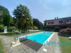 Villa in vendita a Cantù Lombardia Como