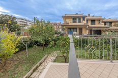 Prestigiosa villa di 120 mq in vendita Via Berbenno, Roma, Lazio