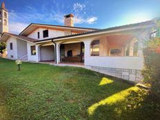 Prestigiosa villa di 307 mq in vendita Via Madonna del Carmine, Cambiasca, Piemonte