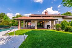 Villa in vendita a Fino Mornasco Lombardia Como