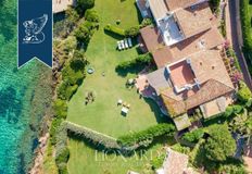 Prestigiosa villa di 300 mq in vendita Arzachena, Sardegna