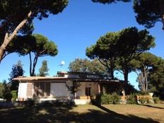 Villa in vendita a Sabaudia Lazio Latina