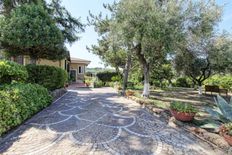 Villa in vendita a Frascati Lazio Roma