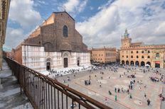 Appartamento di prestigio in vendita Piazza Maggiore, Bologna, Emilia-Romagna