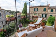 Casa di prestigio di 275 mq in vendita Via 4 Novembre, Trequanda, Toscana