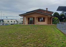 Esclusiva villa di 250 mq in vendita Strada Farnesiana, Piacenza, Emilia-Romagna