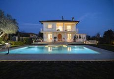 Prestigiosa villa di 307 mq in vendita Via Martiri Sant\'Anna, Forte dei Marmi, Lucca, Toscana