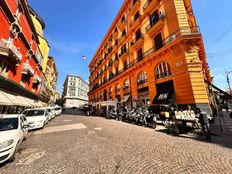 Appartamento di lusso in vendita Corso Umberto I, Napoli, Campania