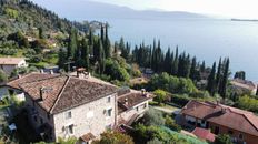 Lussuoso casale in vendita Salò, Lombardia