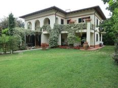 Prestigiosa villa di 280 mq in vendita Via Raffaele De Grada, 15, Forte dei Marmi, Toscana