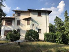 Villa in vendita a Ziano Piacentino Emilia-Romagna Piacenza