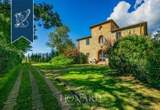 Casale in vendita a Bucine Toscana Arezzo
