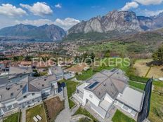 Villa in vendita a Lecco Lombardia Lecco