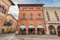 Palazzo in vendita a Lodi Lombardia Lodi