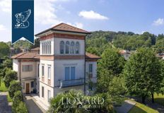 Villa in vendita a Buguggiate Lombardia Varese