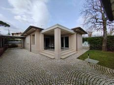 Prestigiosa villa di 100 mq in vendita Via Viner, Forte dei Marmi, Toscana