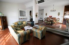 Esclusiva villa di 500 mq in vendita Montecatini Terme, Italia