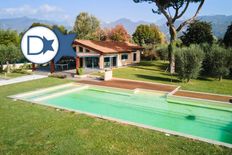 Prestigiosa villa di 299 mq in vendita Via Don Giovanni Minzoni, 19, Pietrasanta, Toscana