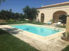 Prestigiosa villa di 168 mq in vendita Strada Vicinale delle Serre, Spongano, Provincia di Lecce, Puglia