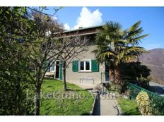 Villa in vendita a Plesio Lombardia Como