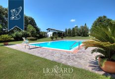Villa in vendita a Volta Mantovana Lombardia Mantova