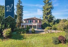 Villa in vendita a Fino Mornasco Lombardia Como