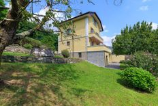 Villa in vendita a Meina Piemonte Novara