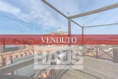 Prestigioso attico di 400 mq in vendita Campo SS. Giovanni e Paolo o Zanipolo, Venezia, Veneto