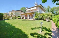Esclusiva villa di 200 mq in vendita Via Duca degli Abruzzi, Forte dei Marmi, Toscana