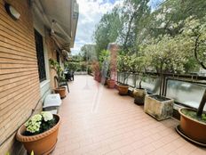 Prestigioso appartamento in vendita Via Calabria, Bologna, Emilia-Romagna