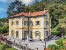 Villa in vendita a Valbrona Lombardia Como